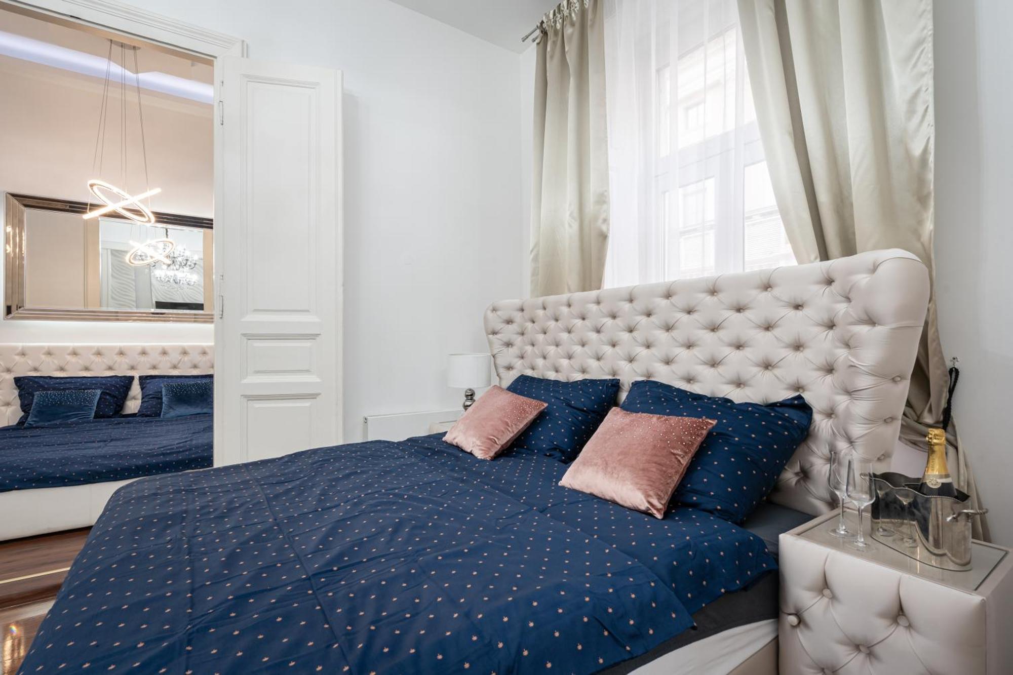 Opera Balkony Luxury Apartment With Free Parking 부다페스트 외부 사진