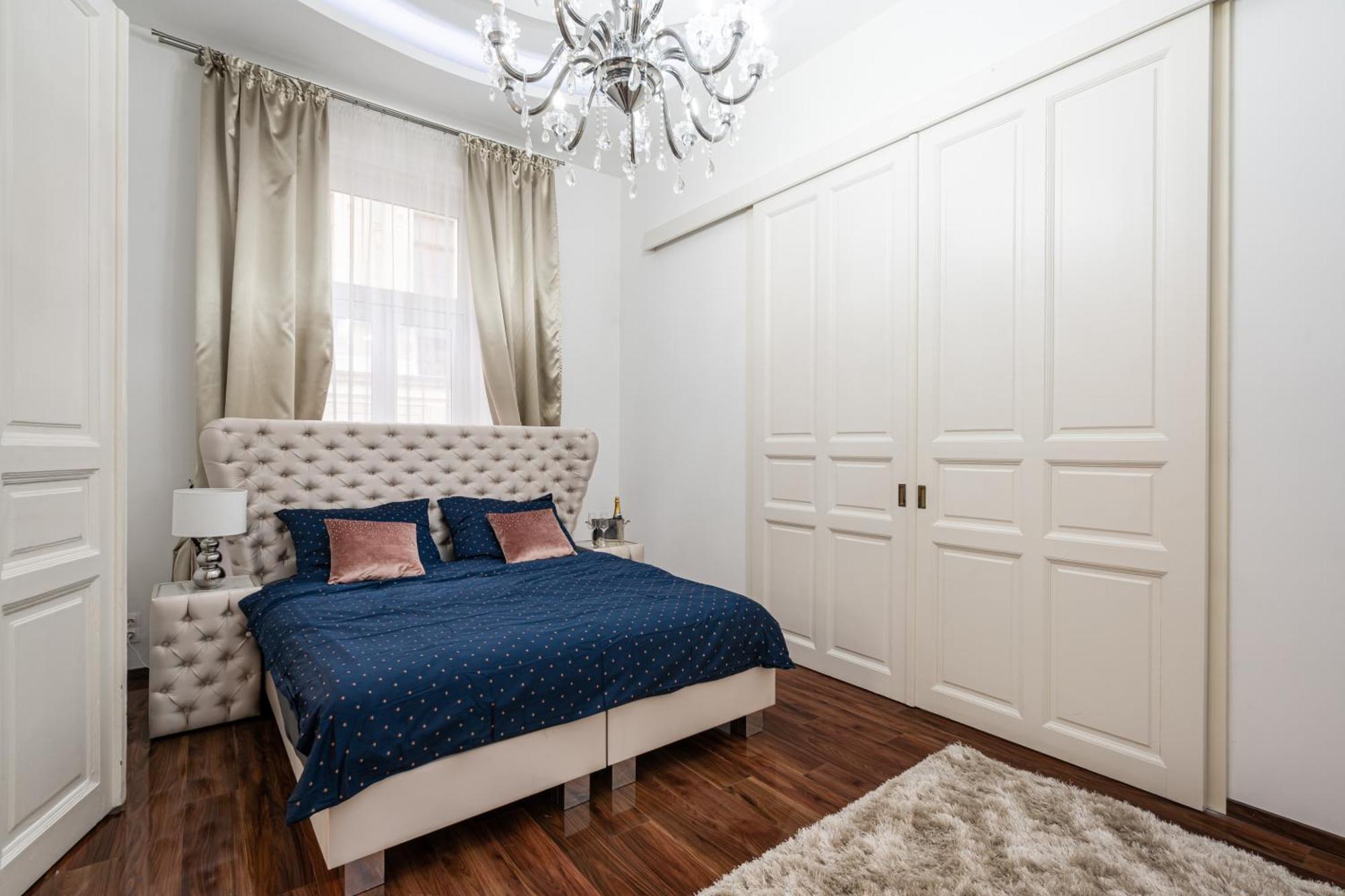 Opera Balkony Luxury Apartment With Free Parking 부다페스트 외부 사진
