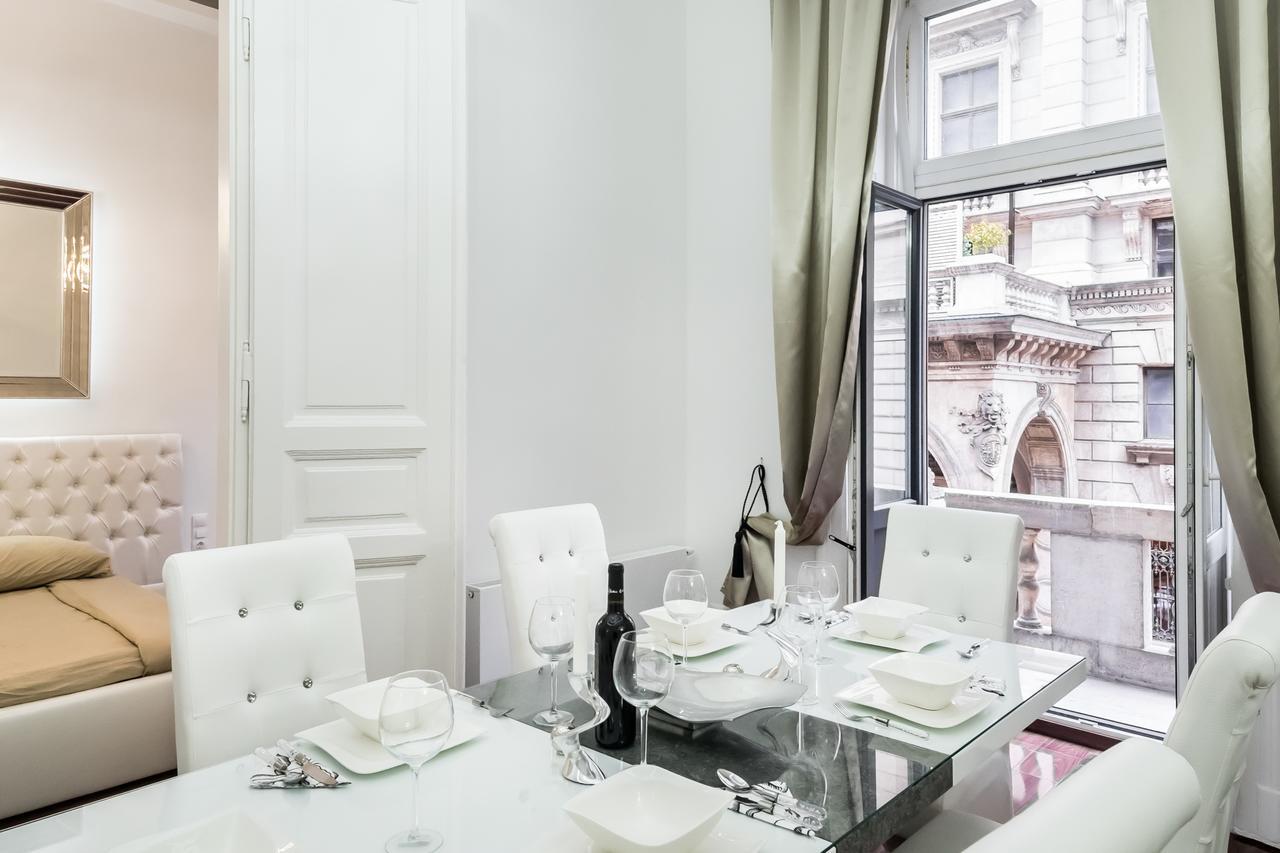 Opera Balkony Luxury Apartment With Free Parking 부다페스트 외부 사진
